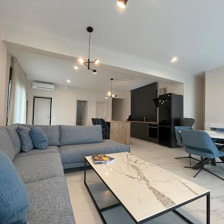 Villa Oleandra By The Sea Полихроно Экстерьер фото